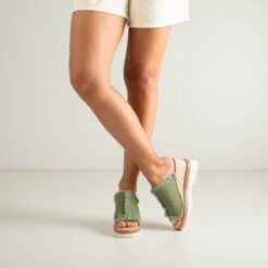 PRIMA 32 PRIMA -Femme Feet 0cnKD3CsY3mAnrlrgTDlj8v5g 89236.1710847591