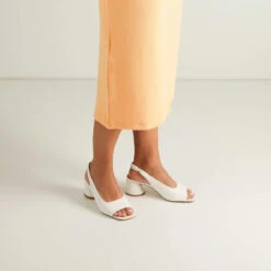 PETEL -Femme Feet 1axTb1FVTPaT4oOHiBbhHRkuw 40288.1710760759