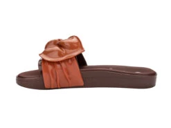 Melissa Beach Slide Next Gen Tie + Viktor & Rolf - Brown/Orange -Femme Feet 8kYuYdxiSeYfVXztF0HKLNgs4 08791.1710848244