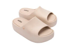 Melissa Free Platform Slide -Femme Feet G7cgk60iG V6BlvZol CmEC00 99822.1711107690