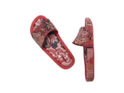 Melissa Beach Slide + Y/Project - Red -Femme Feet Gwi0GBiMLYifUEm6LTdHx7l6g 66515.1710848226