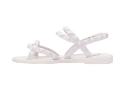 Melissa Lucy Sandal - White -Femme Feet I5aKjcKAnjHaD6E00pxdrjxvw 05748.1711106701
