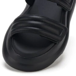 Porto Strap All Black -Femme Feet N9Kp6lOwl5LY7rdSr2jvgNILY 73842.1711106700