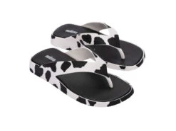 Melissa Brave Flip Flop - White Black -Femme Feet SQoXZcAzSj885vpJyaCguxoTw 73383.1710848239