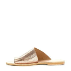 TOORAK -Femme Feet Y3PiZ56i6I3ZA17AulfFxp0TU 85842.1710502722