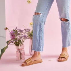 Orla Footbed Tan -Femme Feet ZySasSJC6bMql TwDTFq9TPYc 14721.1710933439