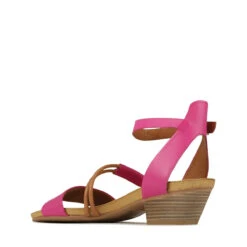 CURO -Femme Feet aHuUmxlMKfR 0u6qz75koe6zU 45488.1711106621