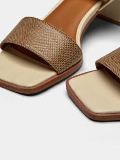 Scotch & Soda Courtney Sandal -Femme Feet oaygkZ3sflUWhOSVANoFLTo84 71039.1710760395