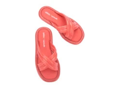 Melissa Cali + Larroude - Red -Femme Feet sEtUZRqQrnFoi 9rqsz KdP7g 90321.1710848232